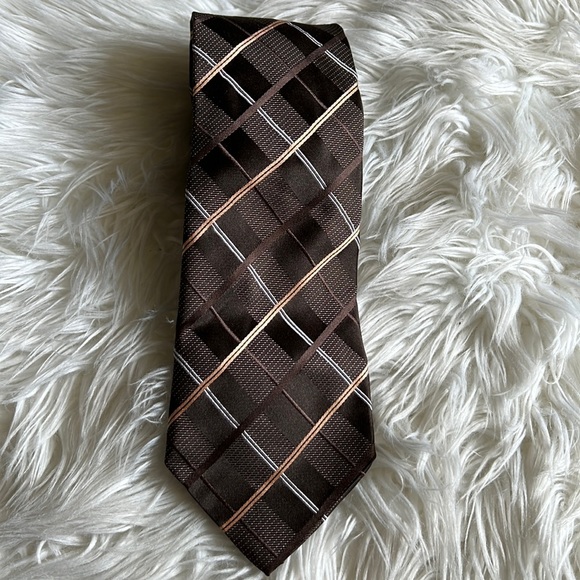 ✅ Giorgio Armani  Luxury Brown Tie - Picture 1 of 6
